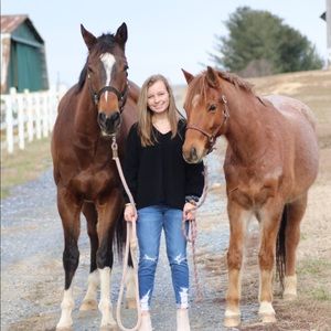 Meet your Posher, Alyssa